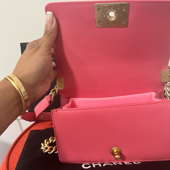 Authentic Chanel small boy bag Pink - Picture 8 of 11